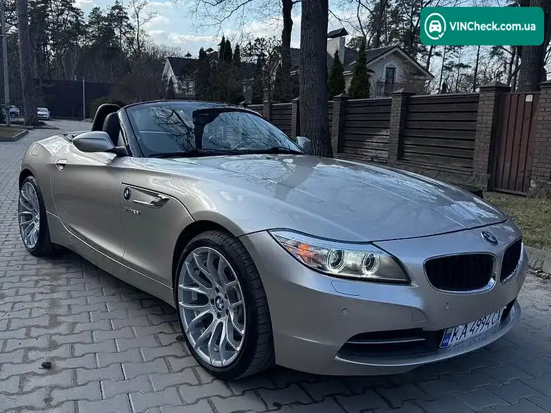 BMW Z4 2013, фото з оголошення 2 з 14, VIN WBALL5C51EJ105976