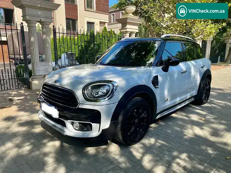 MINI Countryman 2018, фото з оголошення 1 з 20, VIN WMWYY5100K3G74464