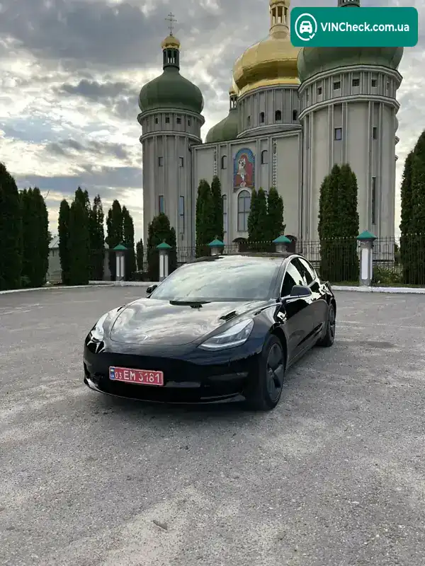Tesla Model 3 2019, фото з оголошення 1 з 5, VIN 5YJ3E7EB8KF338963