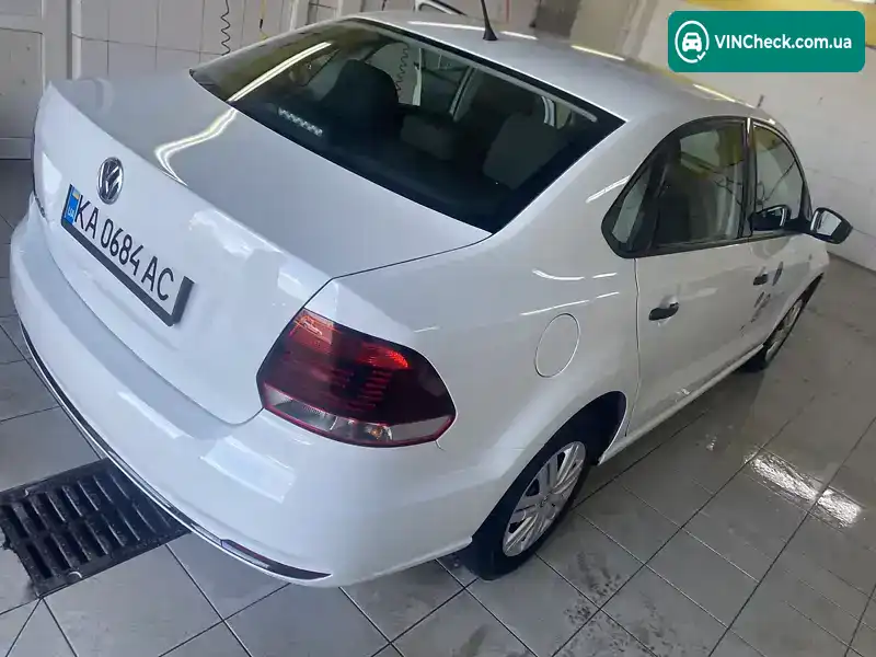 Volkswagen Polo 2019, фото з оголошення 2 з 19, VIN XW8ZZZ61ZLG018803
