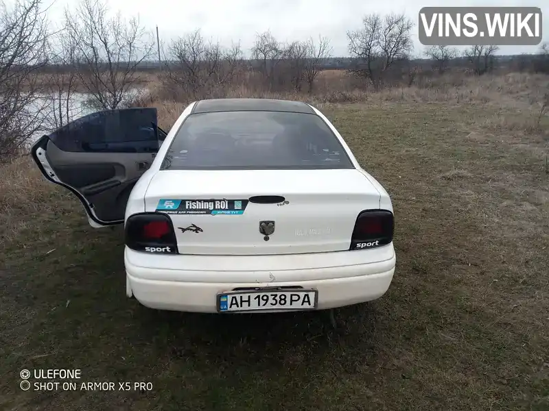Plymouth Neon 1996, фото з оголошення 2 з 15, VIN 1P3ES47C8TD649839