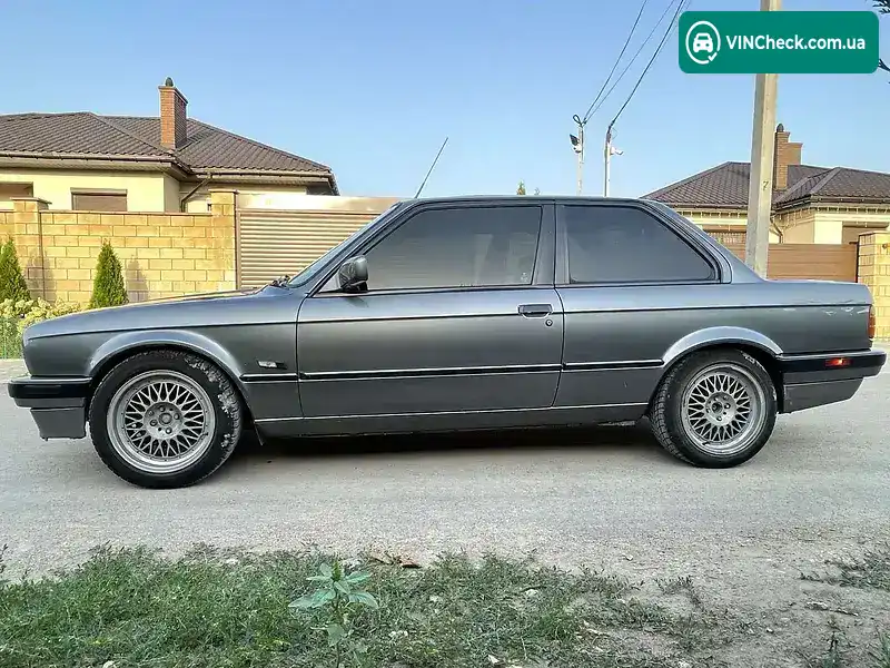 BMW 3 Series 1984, фото з оголошення 2 з 20, VIN WBAAK510909432248