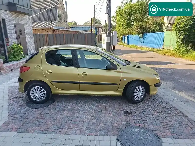 Peugeot 206 2003, фото з оголошення 2 з 11, VIN VF32AHFXF43568570