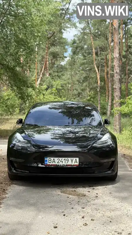 Tesla Model 3 2020, фото з оголошення 2 з 11, VIN 5YJ3E1EB4LF795655
