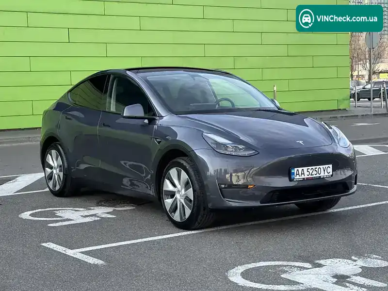 Tesla Model Y 2023, фото з оголошення 1 з 20, VIN 7SAYGDED6PF935135