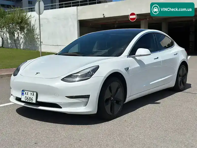 Tesla Model 3 2018, фото з оголошення 1 з 20, VIN 5YJ3E1EA9JF076809