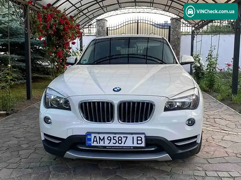 BMW X1 2013, фото з оголошення 1 з 20, VIN WBAVP71090VW32102