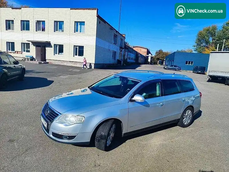 Volkswagen Passat 2010, фото з оголошення 2 з 11, VIN WVWZZZ3CZAE177300