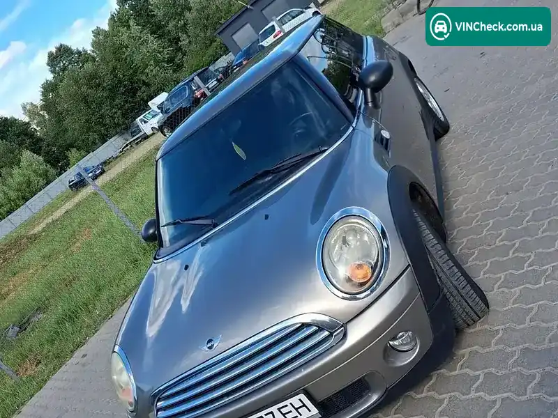 MINI Hatch 2011, фото з оголошення 1 з 12, VIN WMWSR32010T028351