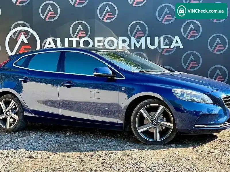 Volvo V40 2015, фото з оголошення 1 з 20, VIN YV1MV7431G2289760