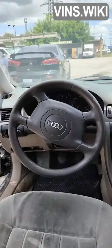 Audi A6 1999, фото з оголошення 1 з 7, VIN WAUZZZ4BZYN069717