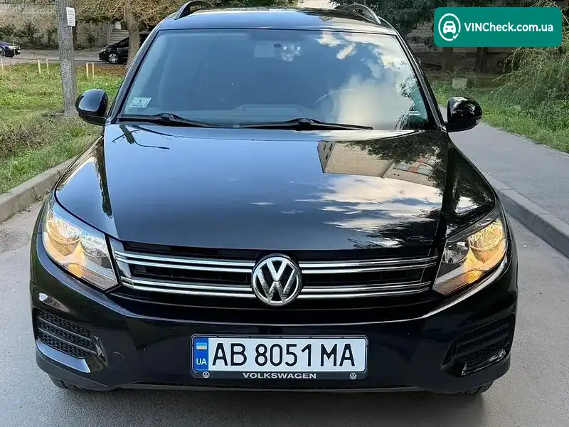 Volkswagen Tiguan 2017, фото з оголошення 1 з 8, VIN WVGBV7AX7HK049500