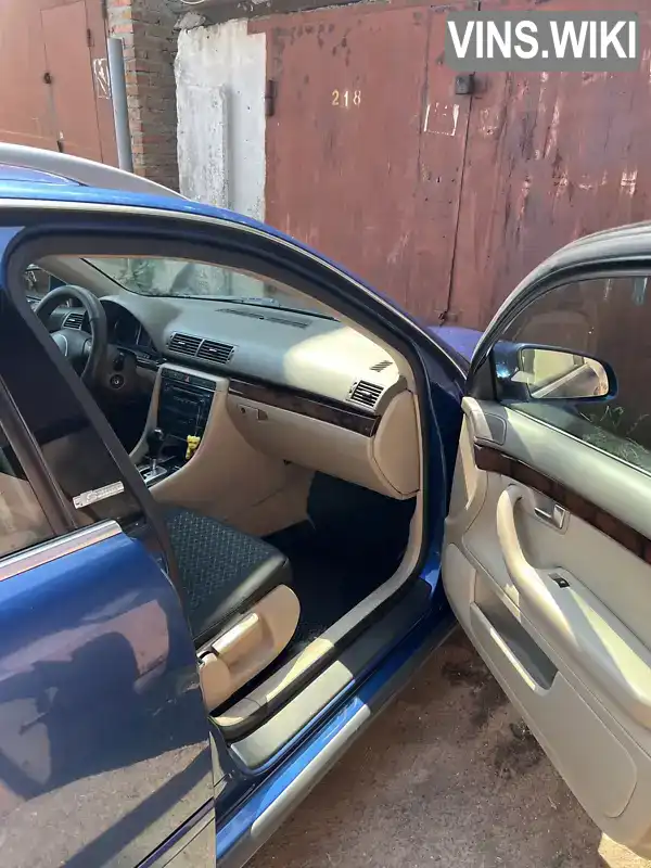 Audi A4 2003, фото з оголошення 2 з 11, VIN WAUZZZ8E44A084693