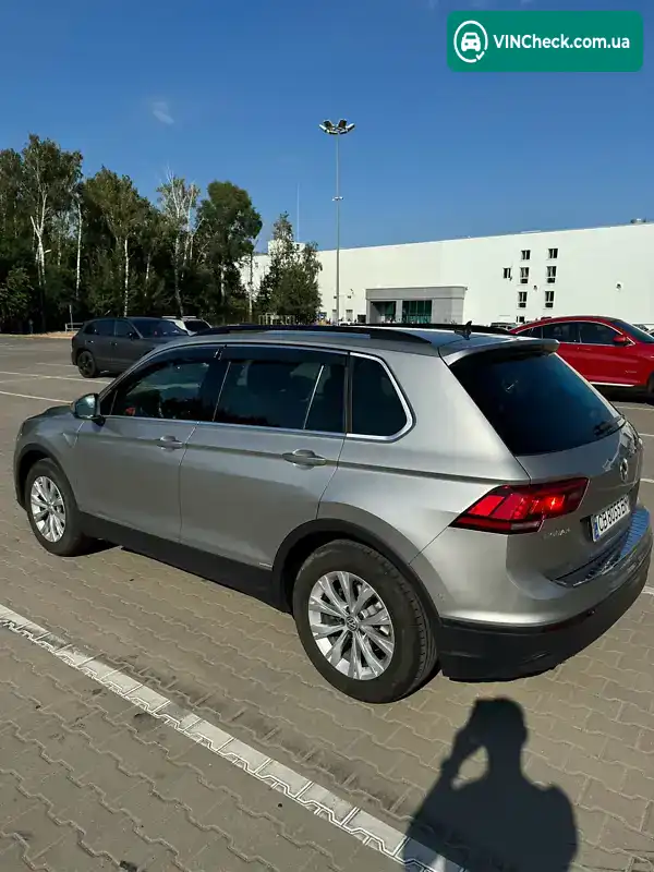 Volkswagen Tiguan 2017, фото з оголошення 2 з 20, VIN WVGZZZ5NZJW807715