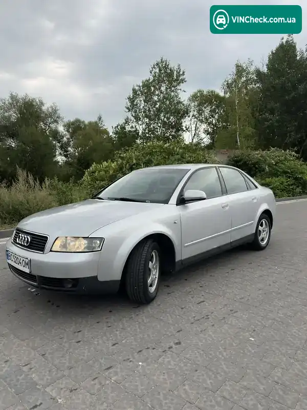 Audi A4 2002, фото з оголошення 1 з 9, VIN WAUZZZ8E13A146601