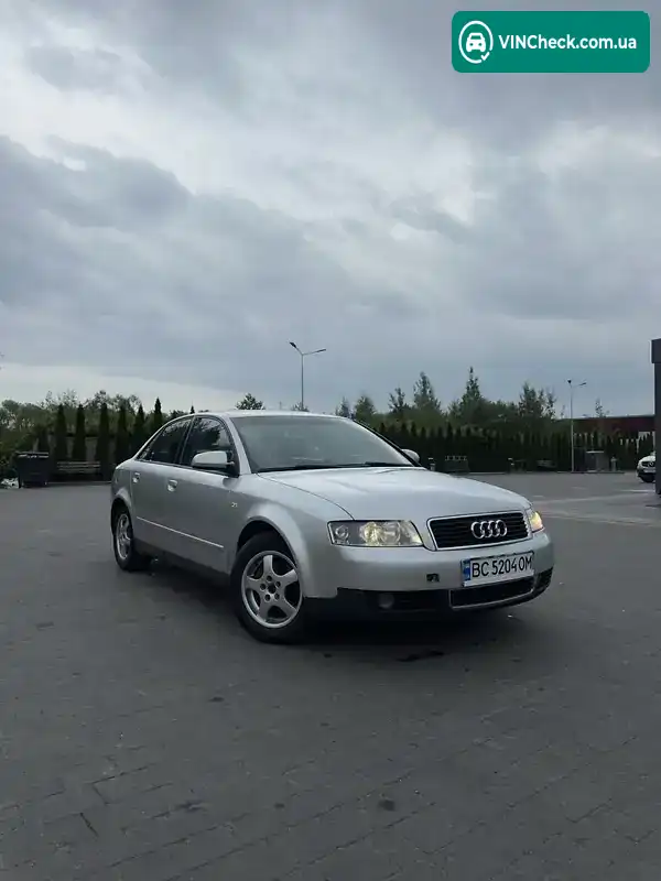 Audi A4 2002, фото з оголошення 2 з 9, VIN WAUZZZ8E13A146601