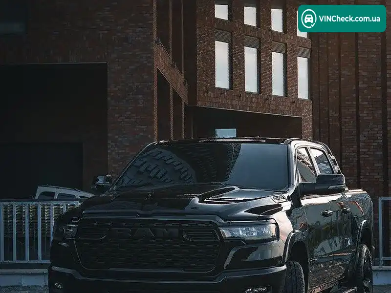 Ram 1500 2024, фото з оголошення 1 з 11, VIN 1C6SRFFP9SN663182