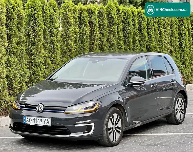 Volkswagen e-Golf 2018, фото з оголошення 1 з 16, VIN VWVZZZAUZKW903587