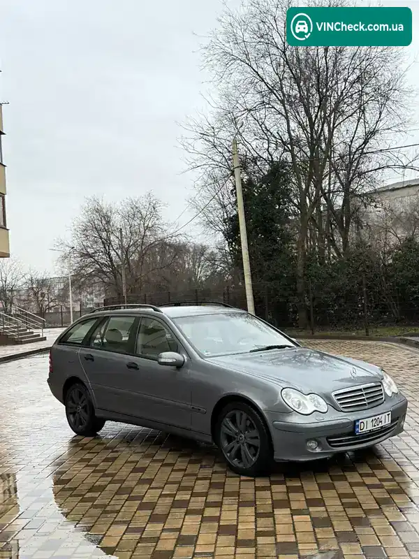 Mercedes-Benz C-Class 2004, фото з оголошення 2 з 20, VIN WDB2032081F631903