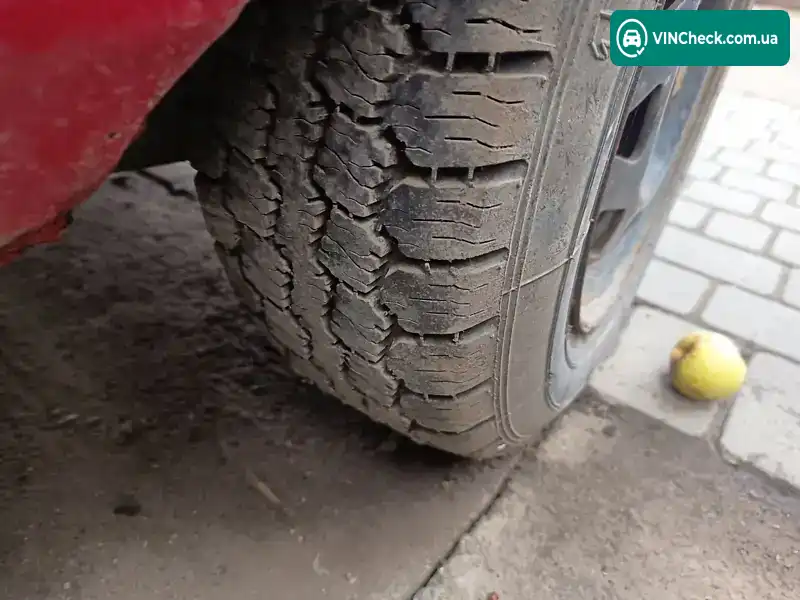 Toyota Starlet 1988, фото з оголошення 2 з 9, VIN JT1G0EP7000139022