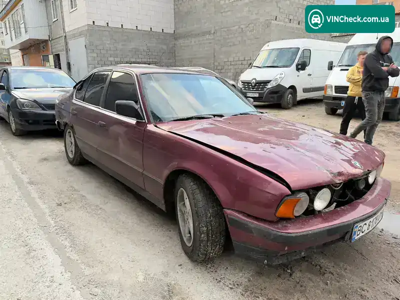 BMW 5 Series 1990, фото з оголошення 2 з 5, VIN WBAHA51090BA77353