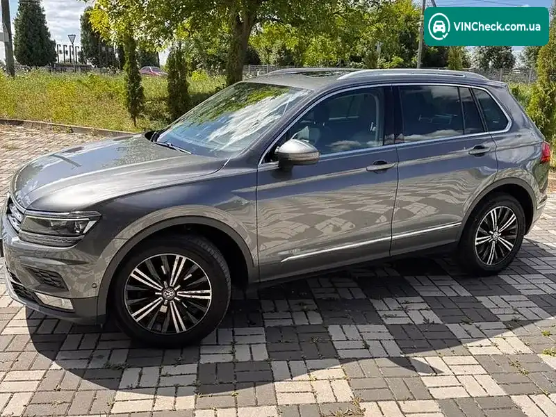 Volkswagen Tiguan 2016, фото з оголошення 2 з 14, VIN WVGZZZ5NZHW867423