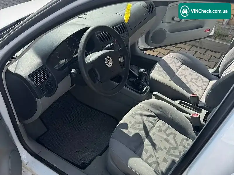 Volkswagen Golf 1998, фото з оголошення 2 з 17, VIN WVWZZZ1JZWB057170