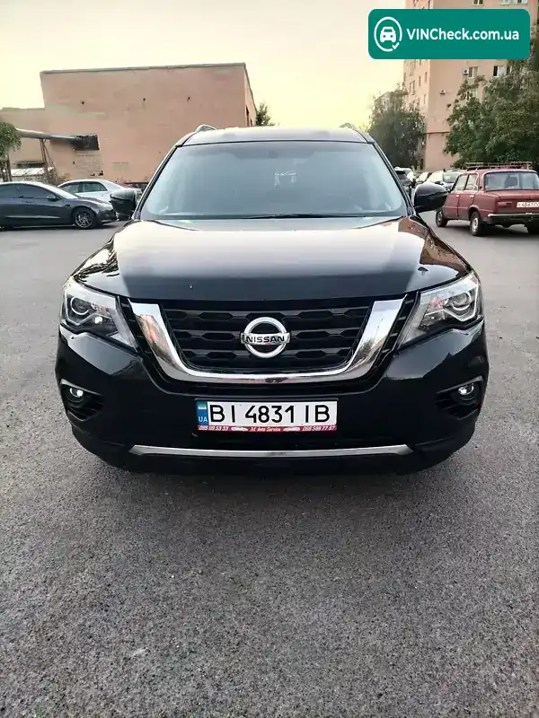 Nissan Pathfinder 2018, фото з оголошення 2 з 18, VIN 5N1DR2MM0JC667825