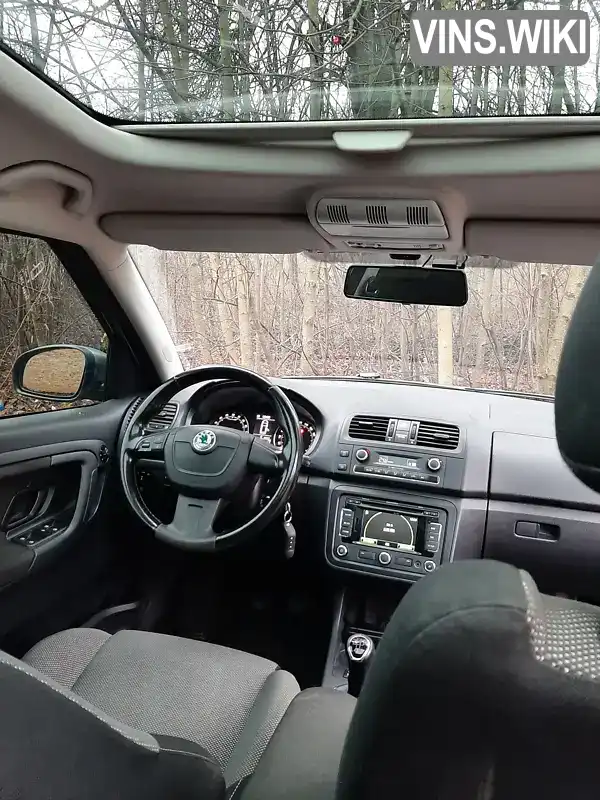 Skoda Roomster 2010, фото з оголошення 1 з 17, VIN TMBNL25J4B5020655