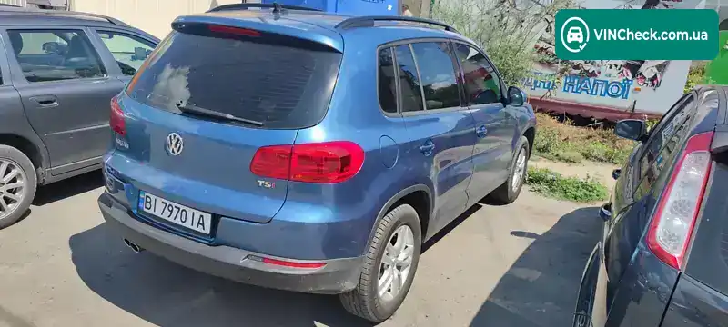 Volkswagen Tiguan 2017, фото з оголошення 2 з 20, VIN WVGAV7AX7HK040761
