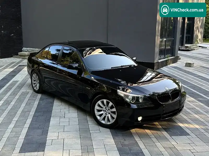 BMW 5 Series 2004, фото з оголошення 1 з 20, VIN WBANC91000B759135
