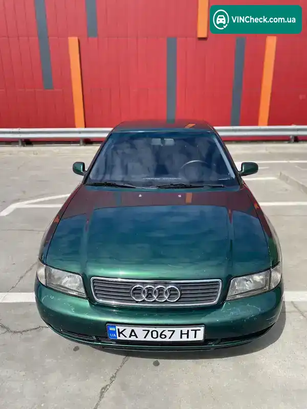 Audi A4 1998, фото з оголошення 2 з 19, VIN WAUZZZ8DZWA128654