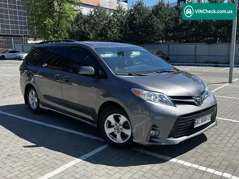 Toyota Sienna 2018, фото з оголошення 2 з 21, VIN 5TDKZ3DC4JS956827