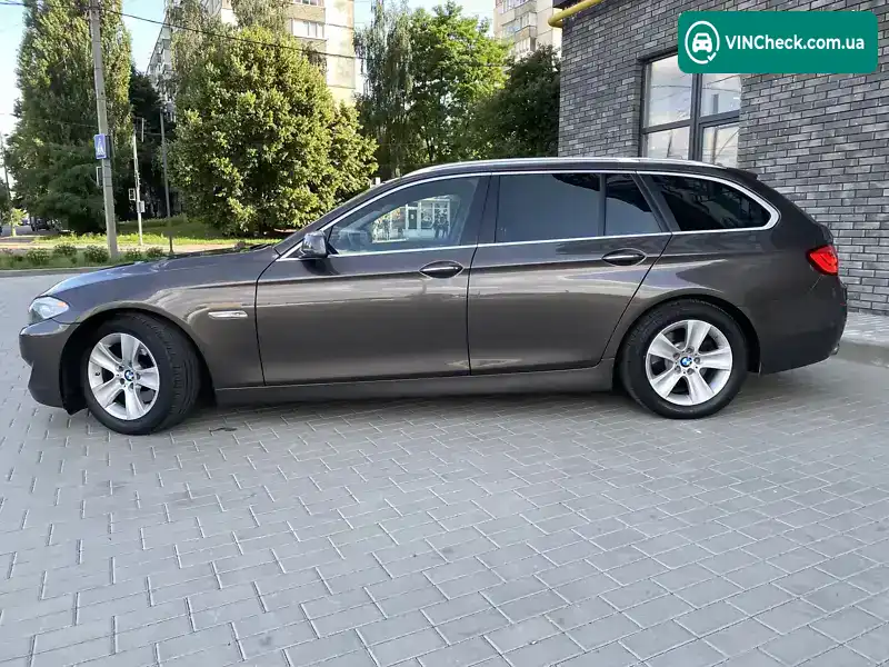 BMW 5 Series 2010, фото з оголошення 2 з 20, VIN WBAMX11070C879509
