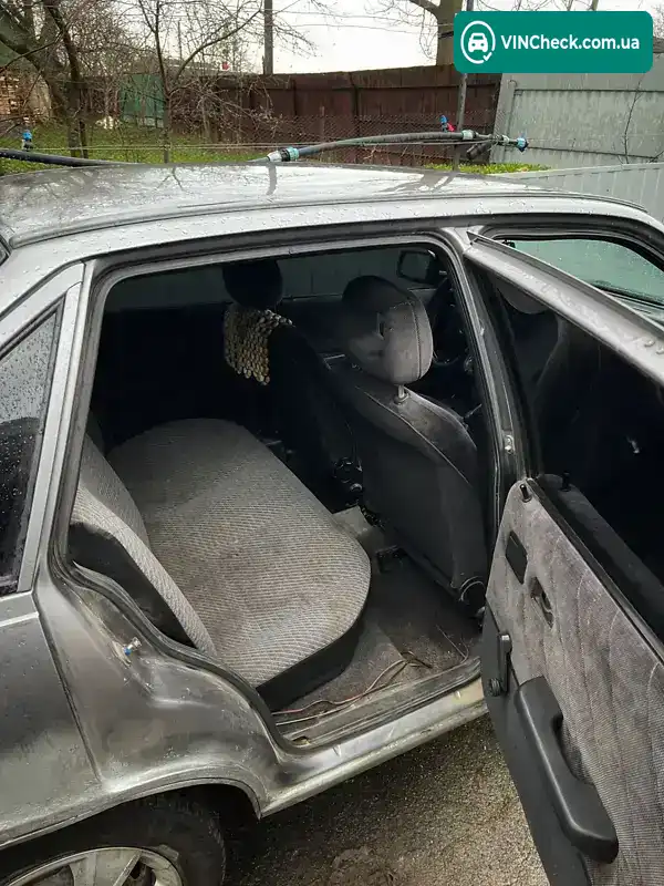 Opel Kadett 1989, фото з оголошення 2 з 8, VIN W0L000039K5103741