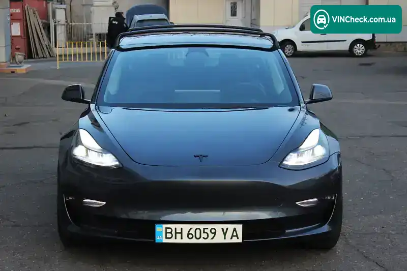 Tesla Model 3 2023, фото з оголошення 2 з 21, VIN 5YJ3E1EC5PF699032