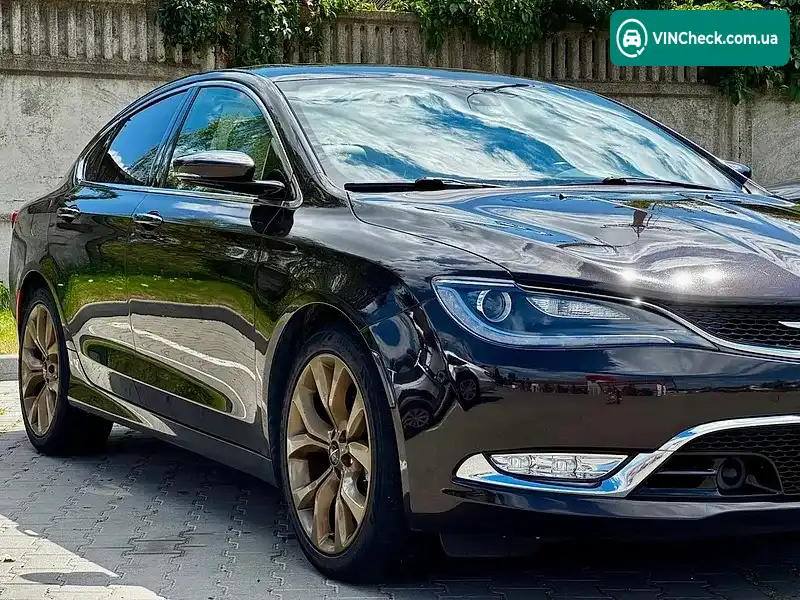 Chrysler 200 2014, фото з оголошення 2 з 16, VIN 1C3CCCCB6FN597481