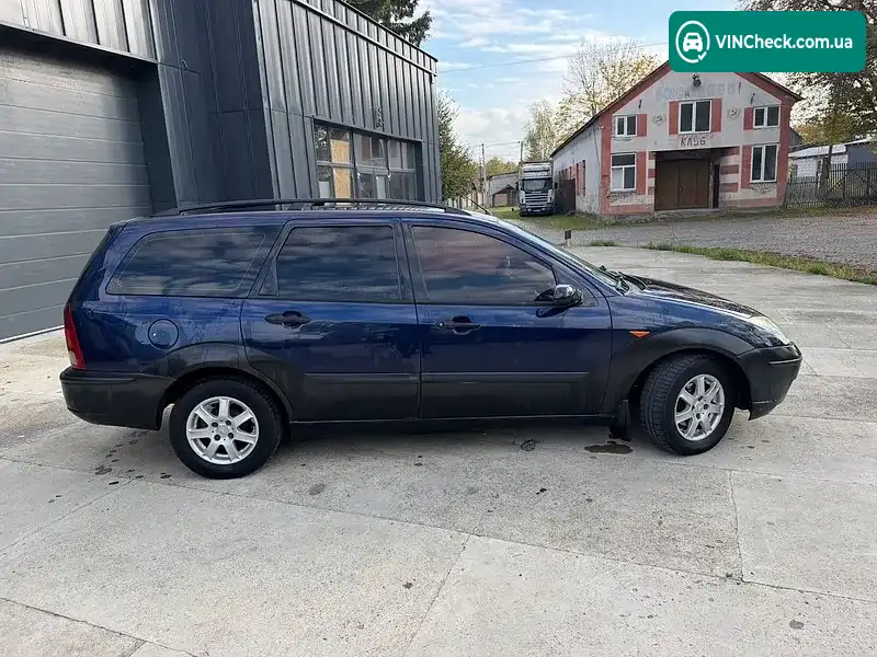 Ford Focus 2002, фото з оголошення 2 з 13, VIN WF0NXXGCDN2T42688