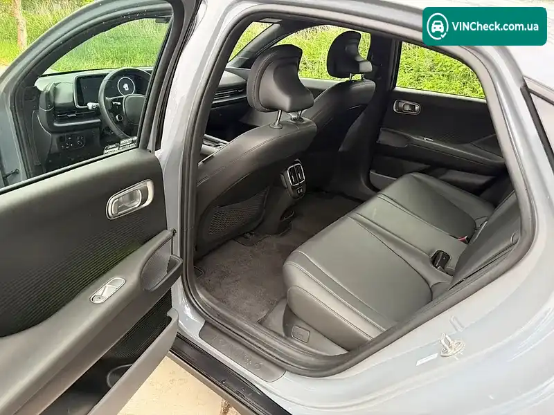 Hyundai Ioniq 6 2023, фото з оголошення 2 з 10, VIN KMHM34AC4RA058995