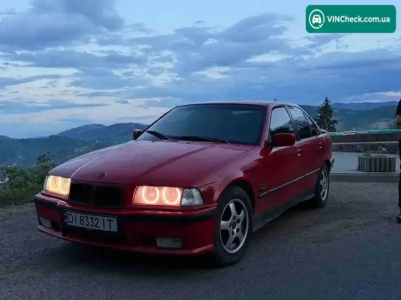 BMW 3 Series 1993, фото з оголошення 1 з 8, VIN WBACA91080JF05713