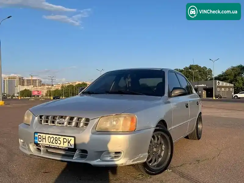 Hyundai Accent 2000, фото з оголошення 1 з 13, VIN KMHCG45C51U178947