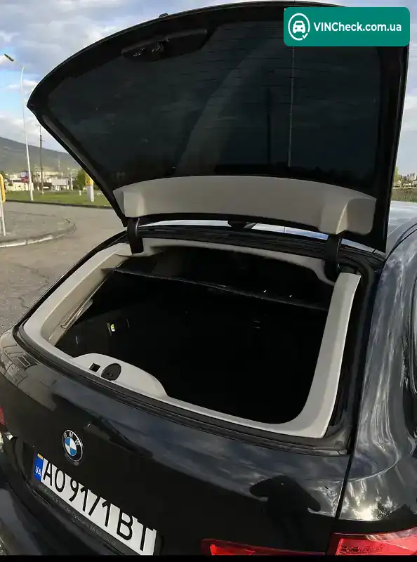 BMW 5 Series 2012, фото з оголошення 1 з 17, VIN WBAXB91010DX42893