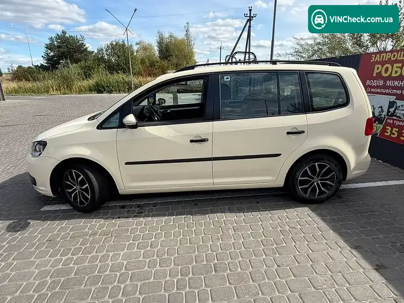 Volkswagen Touran 2013, фото з оголошення 1 з 20, VIN WVGZZZ1TZDW056222