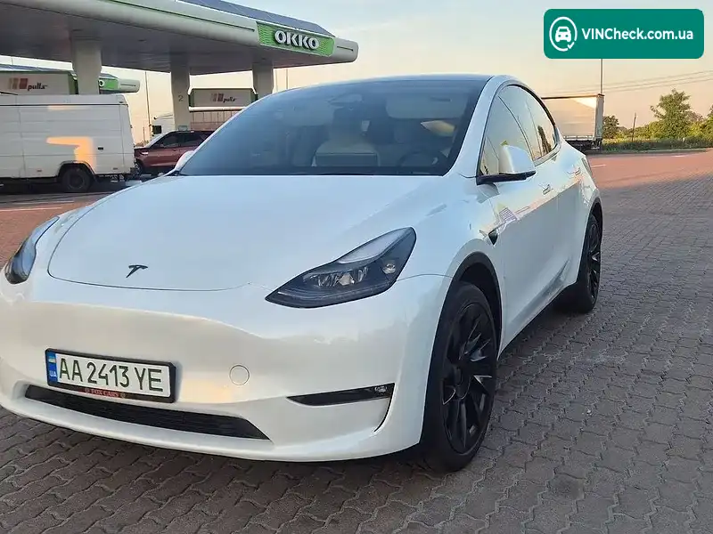 Tesla Model Y 2023, фото з оголошення 1 з 18, VIN 7SAYGAEE5PF809727