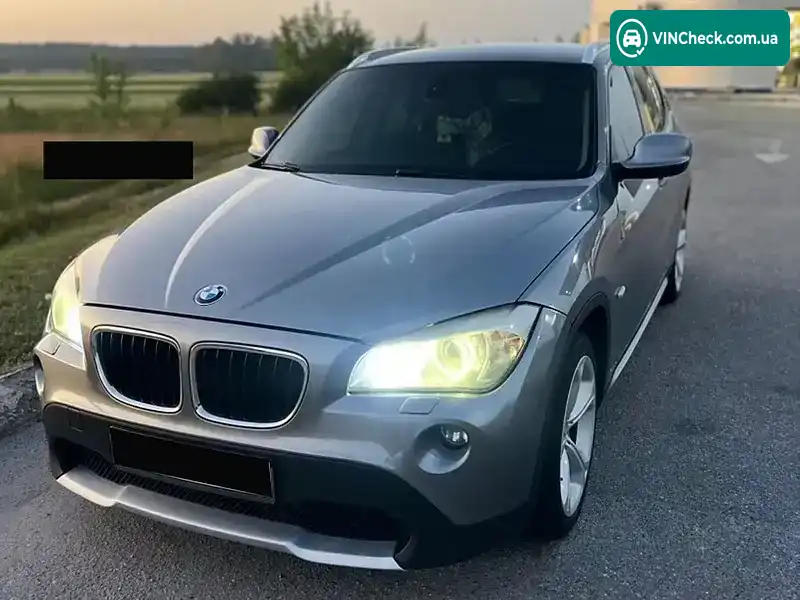 BMW X1 2012, фото з оголошення 2 з 10, VIN WBAVP11000VR74728