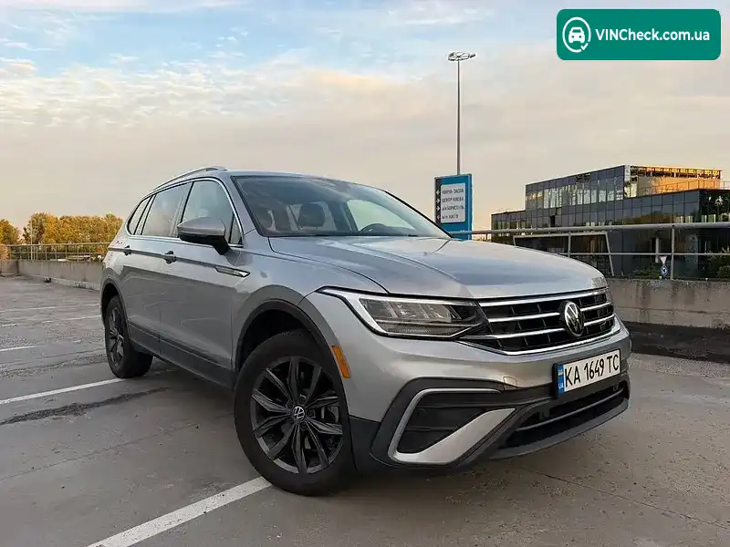 Volkswagen Tiguan 2022, фото з оголошення 2 з 20, VIN 3VV3B7AX1NM107043