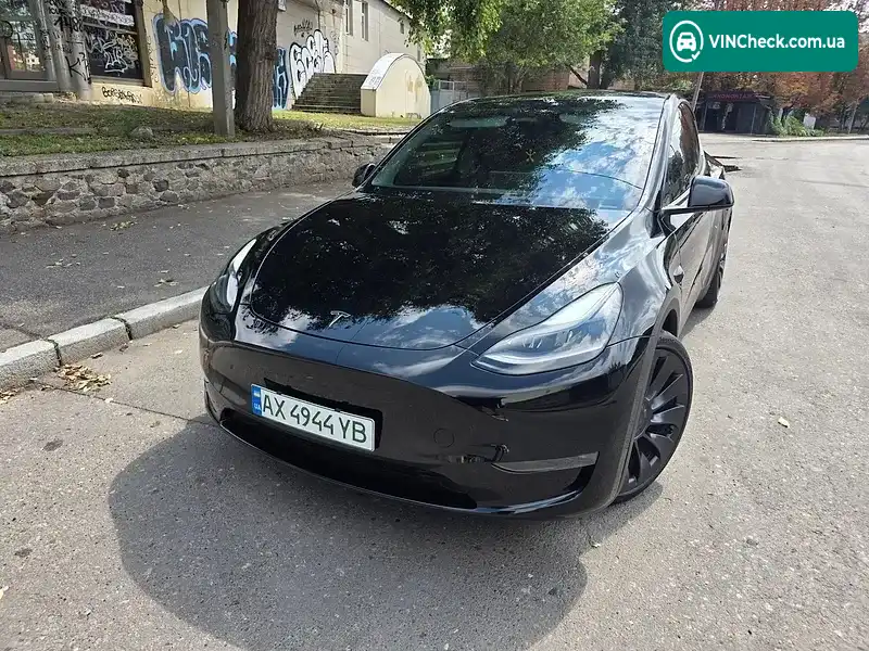 Tesla Model Y 2023, фото з оголошення 2 з 20, VIN 7SAYGDEF6PF794665