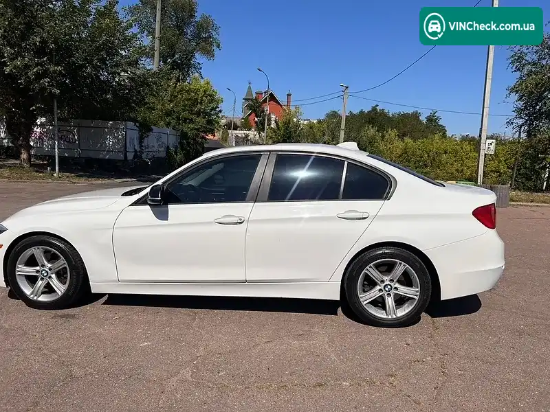 BMW 3 Series 2014, фото з оголошення 2 з 14, VIN WBA3B5C51EP542103