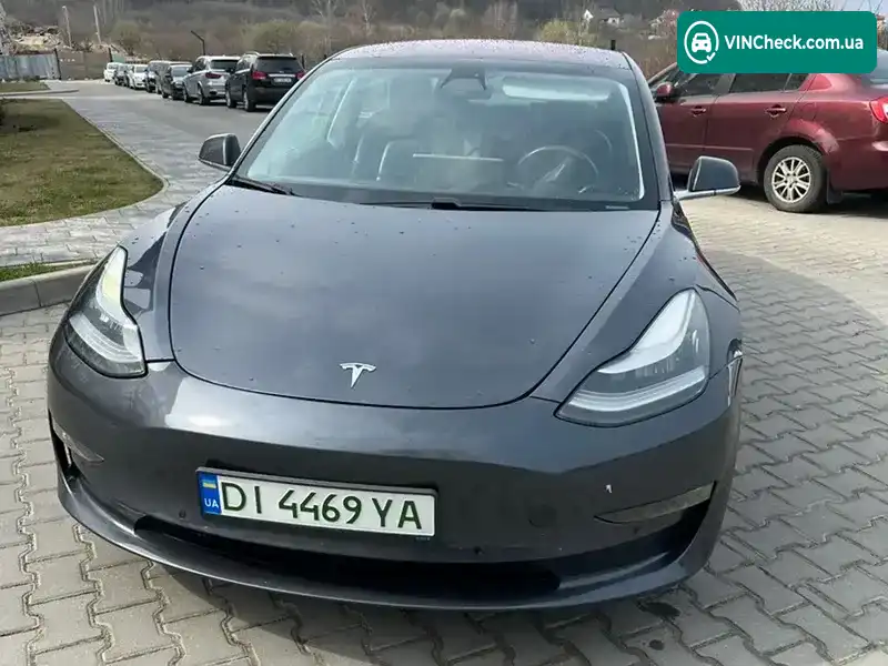 Tesla Model 3 2017, фото з оголошення 2 з 9, VIN 5YJ3E1EA0HF000261