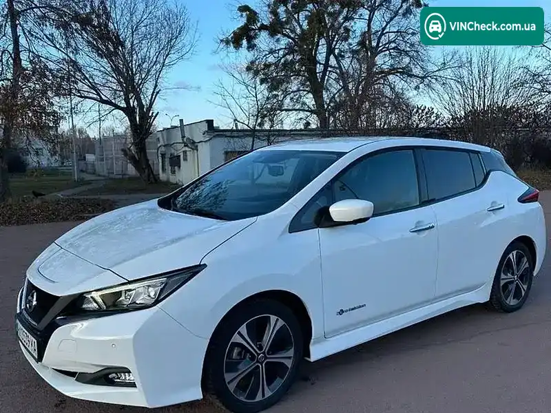 Nissan Leaf 2019, фото з оголошення 2 з 19, VIN SJNFAAZE1U0074416